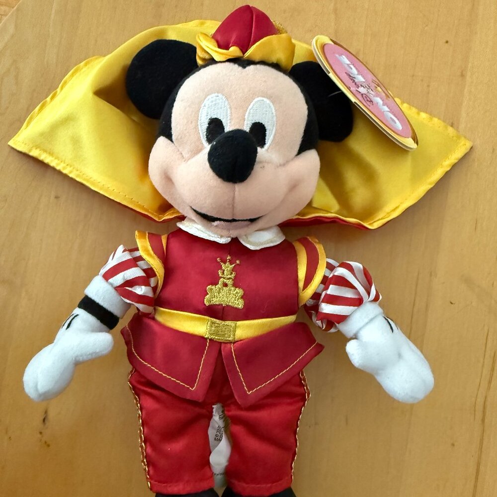 NWT Mickey Mouse Disney push Disney On Ice Disney Princess Classics line